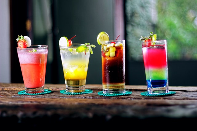 Fest med dine ansatte – Bartender til cocktailkursus